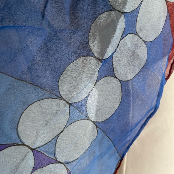 Vintage 90s Vera blue and red abstract silky scarf 12x43”
Nautical multiway - Picture 5 of 9